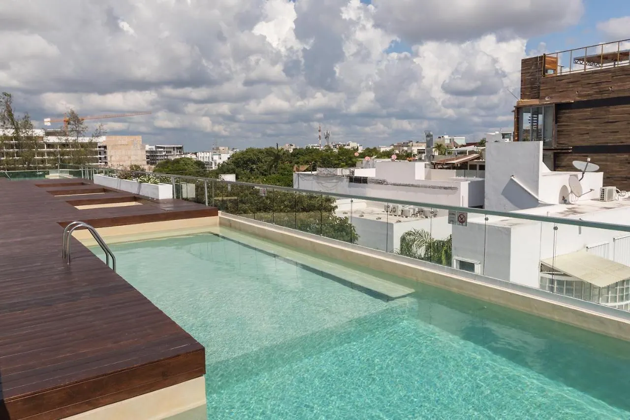*** Hotel San Pedro Hotel, 5Ta Avenida Playa del Carmen Mexico