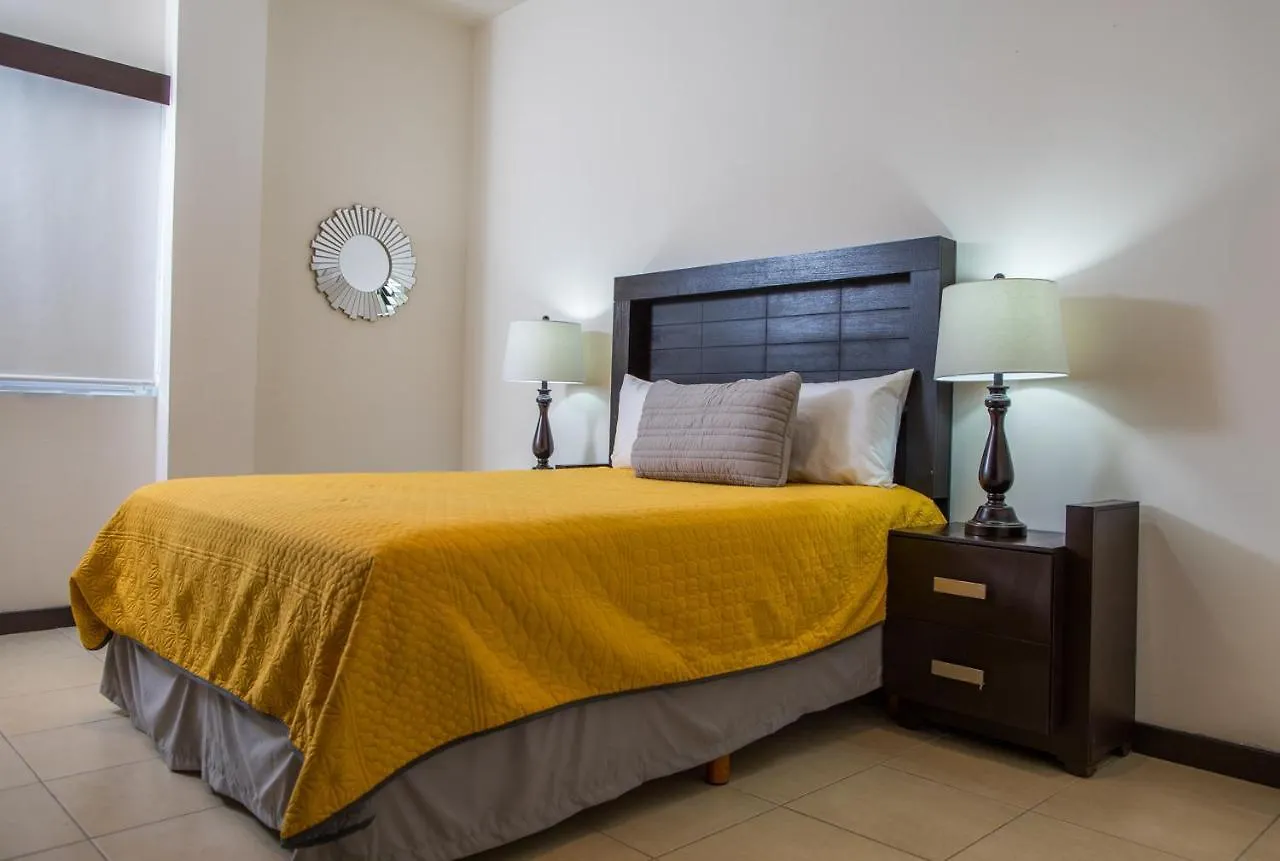 Hotel San Pedro Hotel, 5Ta Avenida Playa del Carmen