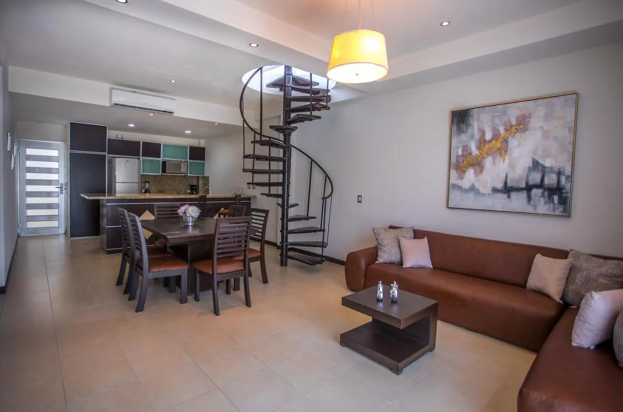 *** Hotel San Pedro Hotel, 5ta Avenida Playa del Carmen México