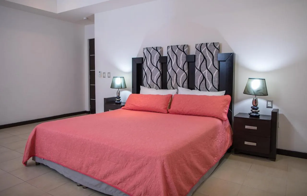 San Pedro Hotel, 5Ta Avenida Playa del Carmen